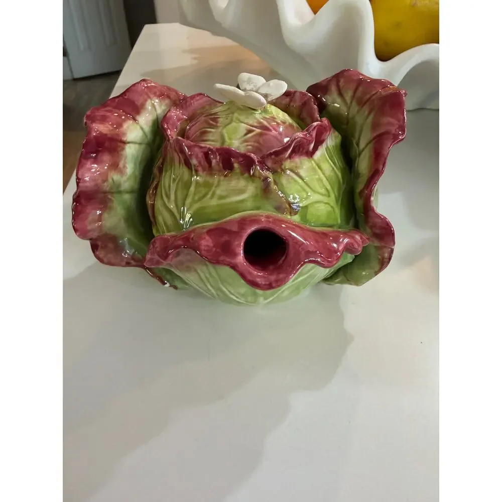 Ubranded vintage majolica